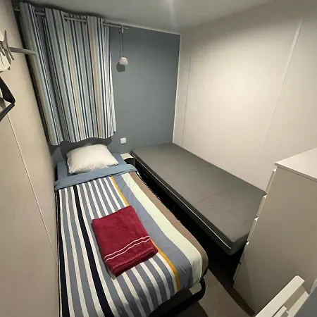 게스트하우스 Le Petit Coin De Paradis - Centre-ville - 3*